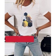 Женская футболка с геометрическими узорами 52-60 р. белая