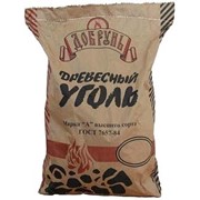 Фасовка древесного угля в мешки заказчика с логотипом фото