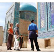 Услуги гидов-переводчиков фото