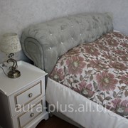 Кровать с мягким изголовьем Aura plus Изголовье из ткани, втяжки - камни Swarovski фото