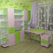 Детский шкаф со столом зелено-розовый фото