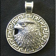Медальон Сокол фото