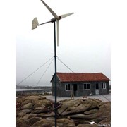 Ветрогенераторная установка мощностью 300 Вт с выходным напряжением 24 В фото