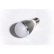 Светодиодная лампа 5W 12 вольт фотография