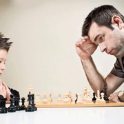 Обучение игре в шахматы, Кружки для детей фотография