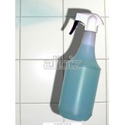 Жидкое моющее средство для мытья ванны фотография