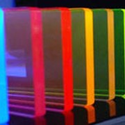 Акриловые листы декоративного пластика PLEXIGLAS Fluorescent фото