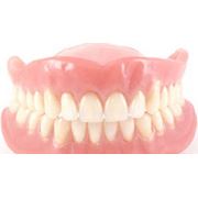 Материалы для искусственных пластмассовых зубов фото