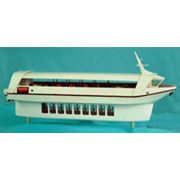 Прогулочно - экскурсионный катер с подводным салоном предназначен для прибрежного плавания.