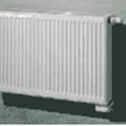 Стальные панельные радиаторы KORADO RADIK VK с профилированной передней панелью и нижним подключением к отопительной системе. фото