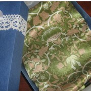 Женский шелковый шейный платок фото