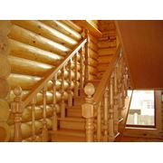 Ступени балясины столбы площадки тетива для деревянной меж этажной лестницы Вашего дома. фото