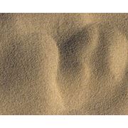 Добыча и поставка речного песка фото