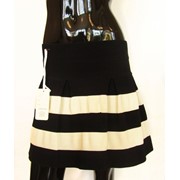 Модная юбка колокол из резинки, черно - белая