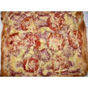 Пицца из слоеного теста фото