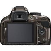 Зеркальный фотоаппарат Nikon Nikon D5200 Kit 18-55 VR бронза
