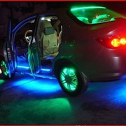 Светодиодная подсветка автомобиля фотография