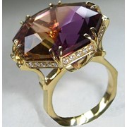 Золотое кольцо Искушение красотой с аметрином и бриллиантами