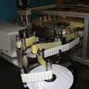 Этикетировочная машина для индустрии напитков фото