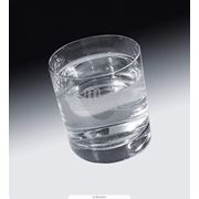 Вода питьевая природная газированная фотография