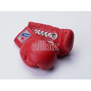Перчатки боксерские фотография