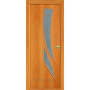 Дверное полотно Стрелиция Миланский орех, остекленная с рискнком фото