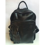 Женский рюкзак черного цвета на 2 отдела
