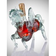 Бутылка коньячная сувенирная “пегас“ фото