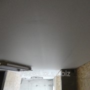 Потолок натяжной Белый матовый и сатин MSD фотография
