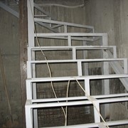 Лестница из нержавеющей стали фото