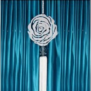 Медальон для шторы в форме розы F 03 белый фото