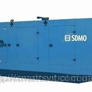 Стационарная электростанция SDMO EXEL X715C в шумозащитном кожухе фотография