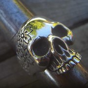 Серебряное кольцо “Skull“ от WickerRing фото