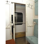 Подвеска задвижных дверей купе для пассажирских вагонов фото