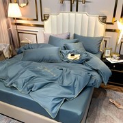Семейный комплект постельного белья из сатина “Mancy A+B“ С надписями мятно-голубой фотография