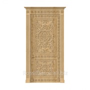 Услуги по изготовлению входных резных дверей из массива натурального дерева фото