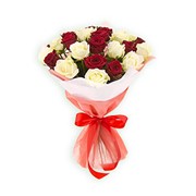 Букет цветов из 25 роз фотография