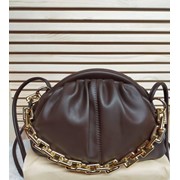 Женская сумка редикюль 18 х 28 см с толстой золотистой цепочкой коричневая фото
