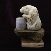 Сувенир Медведь с бочкой фото