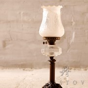 Лампа керосиновая антикварная фото