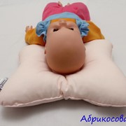 Подушка ортопедическая для младенцев Бабочка "Абрикосовая"