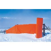 Оборудование для безопасности катания на горнолыжных трассах фотография