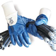 Уникальные маслобензостойкие перчатки с толстым многослойным покрытием на основе нитрила фото