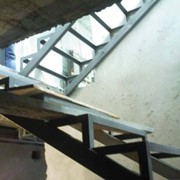Металлические каркасы лестниц фото