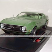 Ford Mustang Sportroof 1971 SunStar 1:18