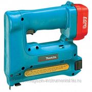 Степлер Makita аккумуляторный,9.6В,1х1.3А*ч NiCd,скобы10мм,1.7кг,чем