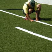 Установка спортивных площадок с искусственным покрытием при использовании новейшего специализированного оборудования фото