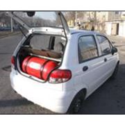 Заправка автомобилей сжатым газом метаном и пропаном фото