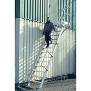 Лестницы-трапы Krause Трап с площадкой из алюминия угол наклона 60° количество ступеней 4,ширина ступеней 1000 мм 825339 фотография