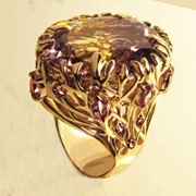 Золотое кольцо Слеза дракона с аметрином и аметистами фото